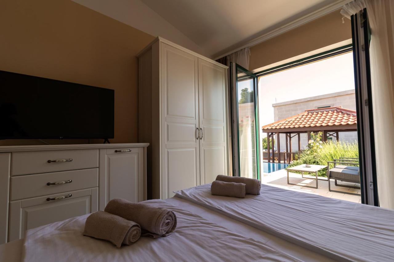 Sea Cats' Villas Sutivan Extérieur photo