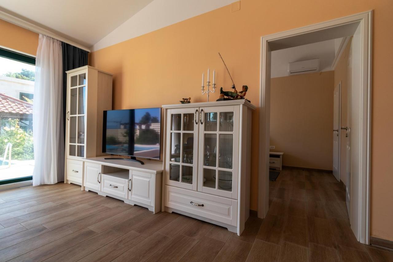 Sea Cats' Villas Sutivan Extérieur photo