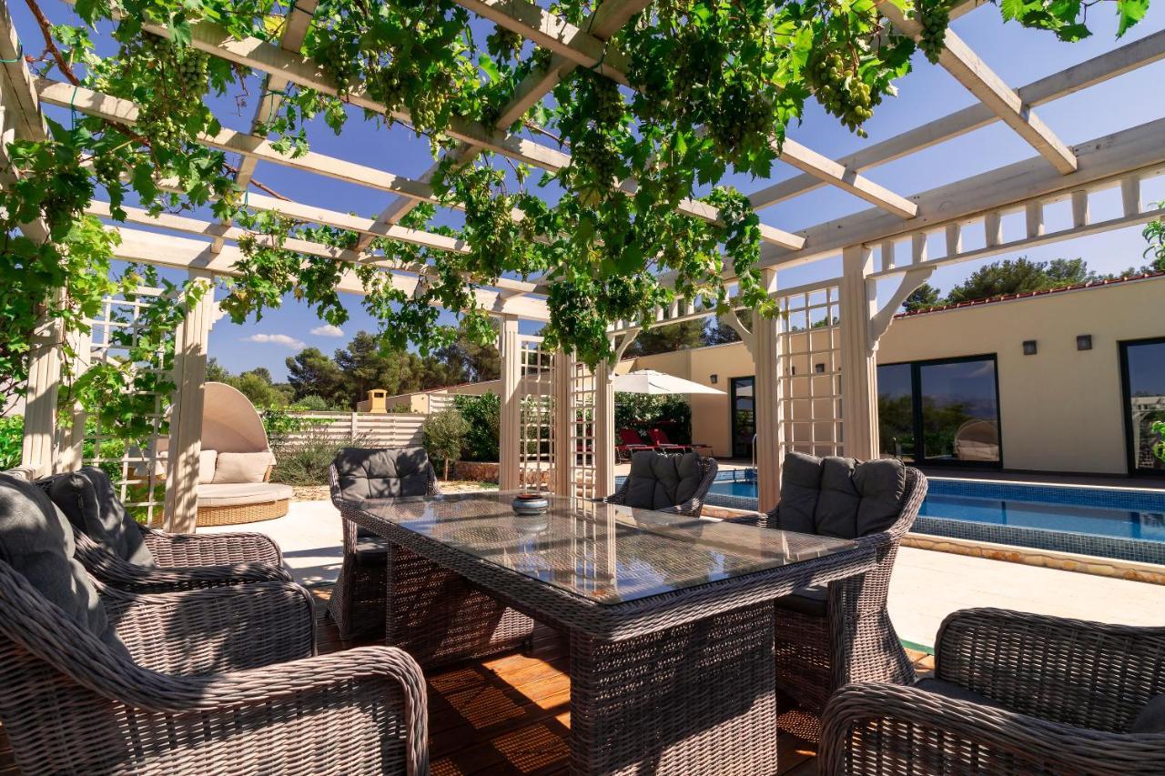 Sea Cats' Villas Sutivan Extérieur photo