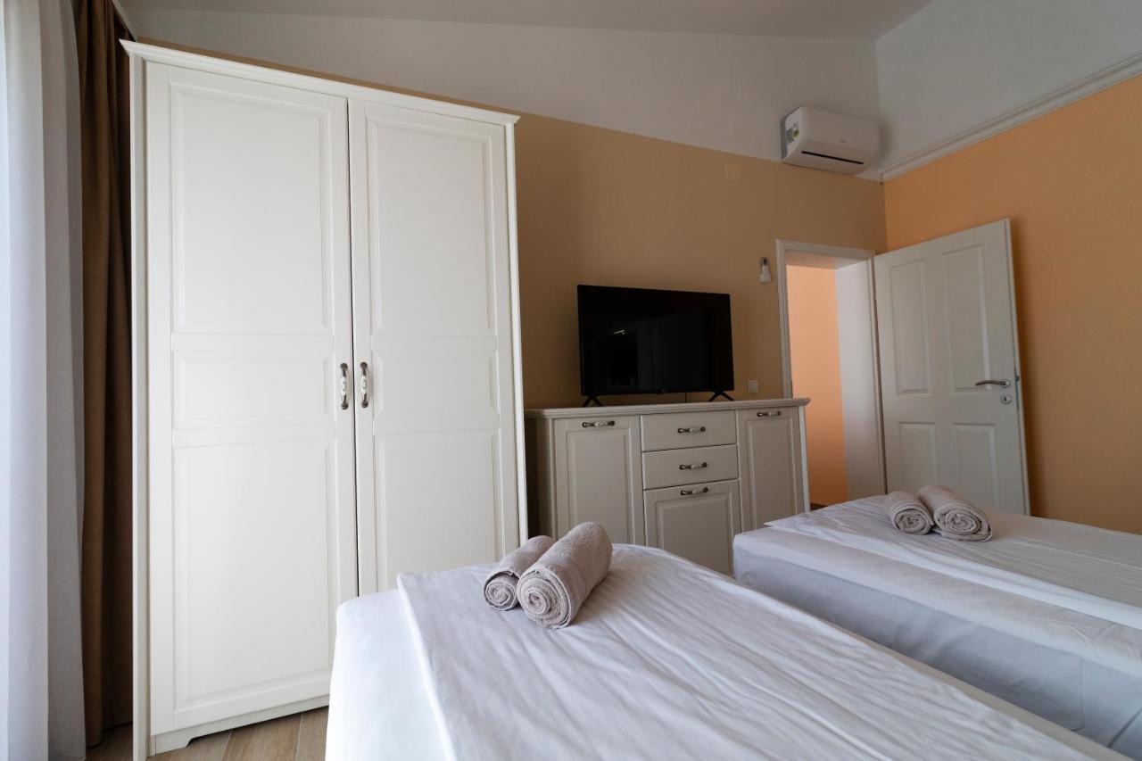 Sea Cats' Villas Sutivan Extérieur photo